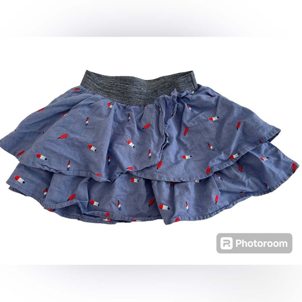 Adorable girls skirt in red, white, and blue! ❤️🤍💙